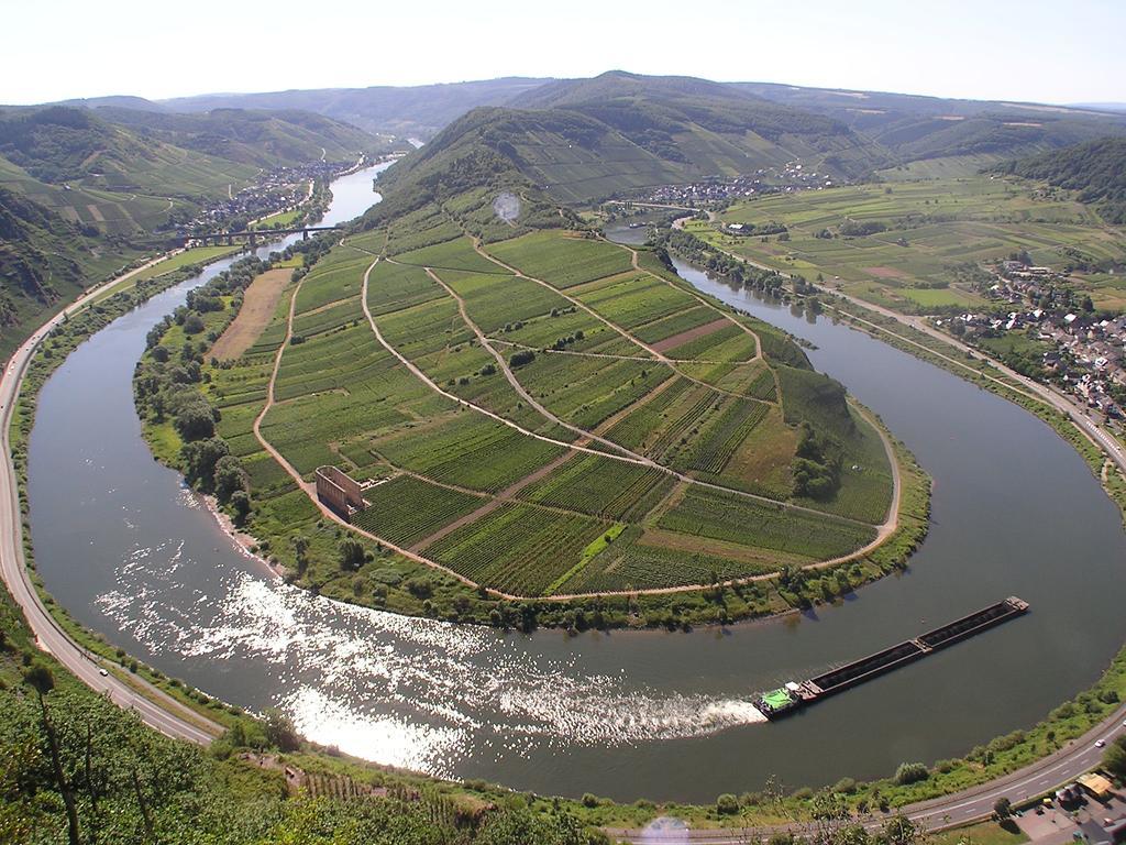 Отель Mosel - River - Quartier 31 Лизер Экстерьер фото